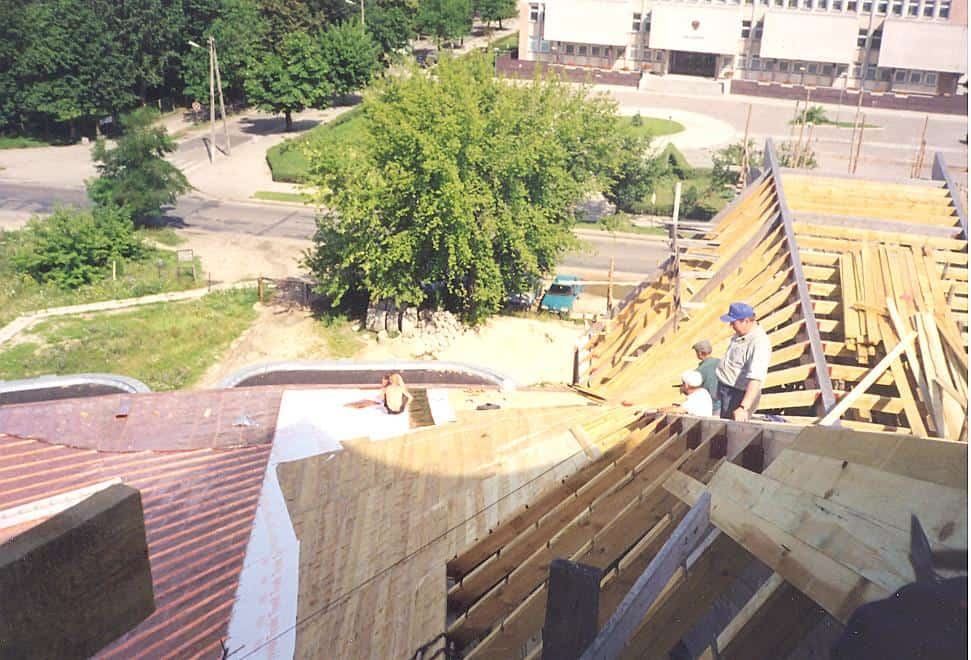 1999